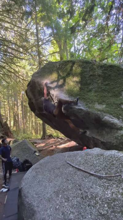 Chicken Lips and Assholes v6, Squamish - Beta Video from KingDyno