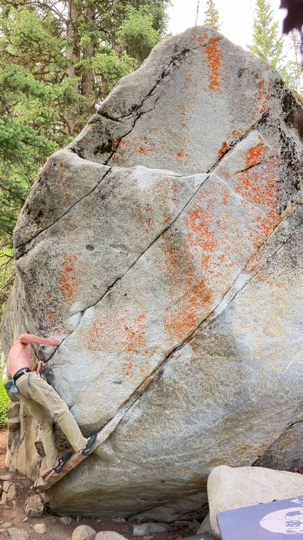 Mike's Seam Traverse (AKA Rhythm of Change) v11, Big Cottonwood Canyon - Beta Video from KelsonGrant