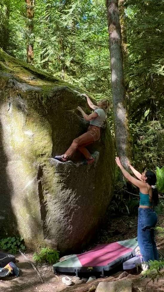 Right Arete (Midnite) v3, Index - Beta Video from handsumstallion