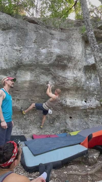 Fire in the Belly aka Brush Stroke v5, Rogers Park - Beta Video from awclimbe86
