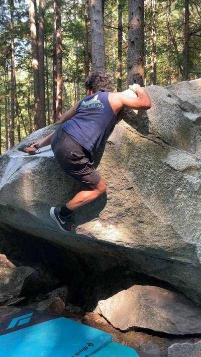 Shade Mantel v3, Squamish - Beta Video from carlo.climbs