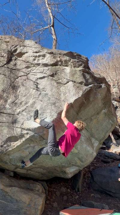 Brackish One v4, Rumbling Bald - Beta Video from griffin.climbs