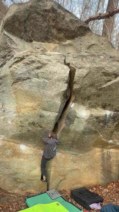 Silver Platter v2, Rumbling Bald - Beta Video from griffin.climbs