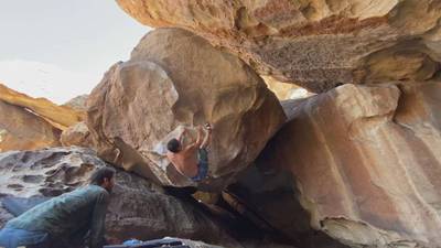 The Egg v8, Hueco Tanks - Beta Video from chibaso