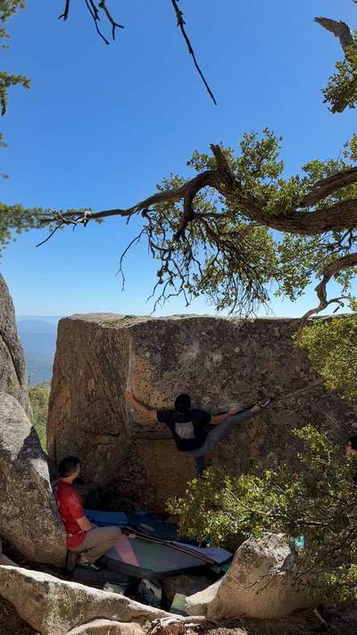 As the Sun Shines Through v9, Black Mountain - Beta Video from deltoidan