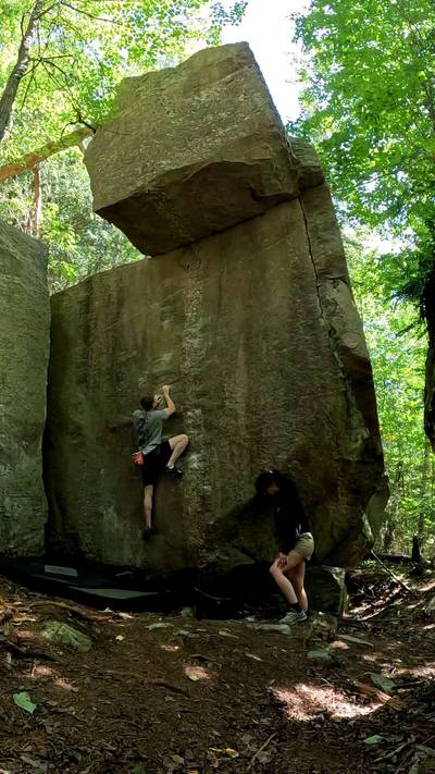 The Upright Man v6, The Nooks - Beta Video from ClimbingCucumber