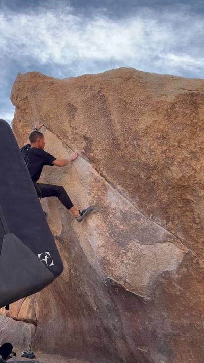 Nicole Overhang v6, Joshua Tree - Beta Video from Pebble_Ascender
