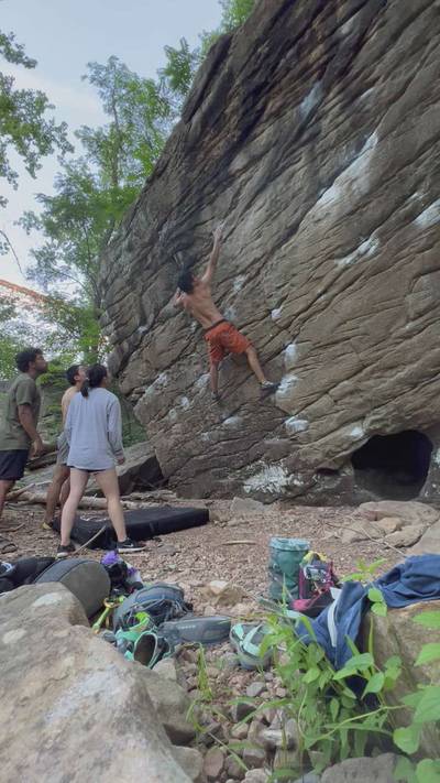 1, 2, Punch v7, New River Gorge - Beta Video from JohnNguyen
