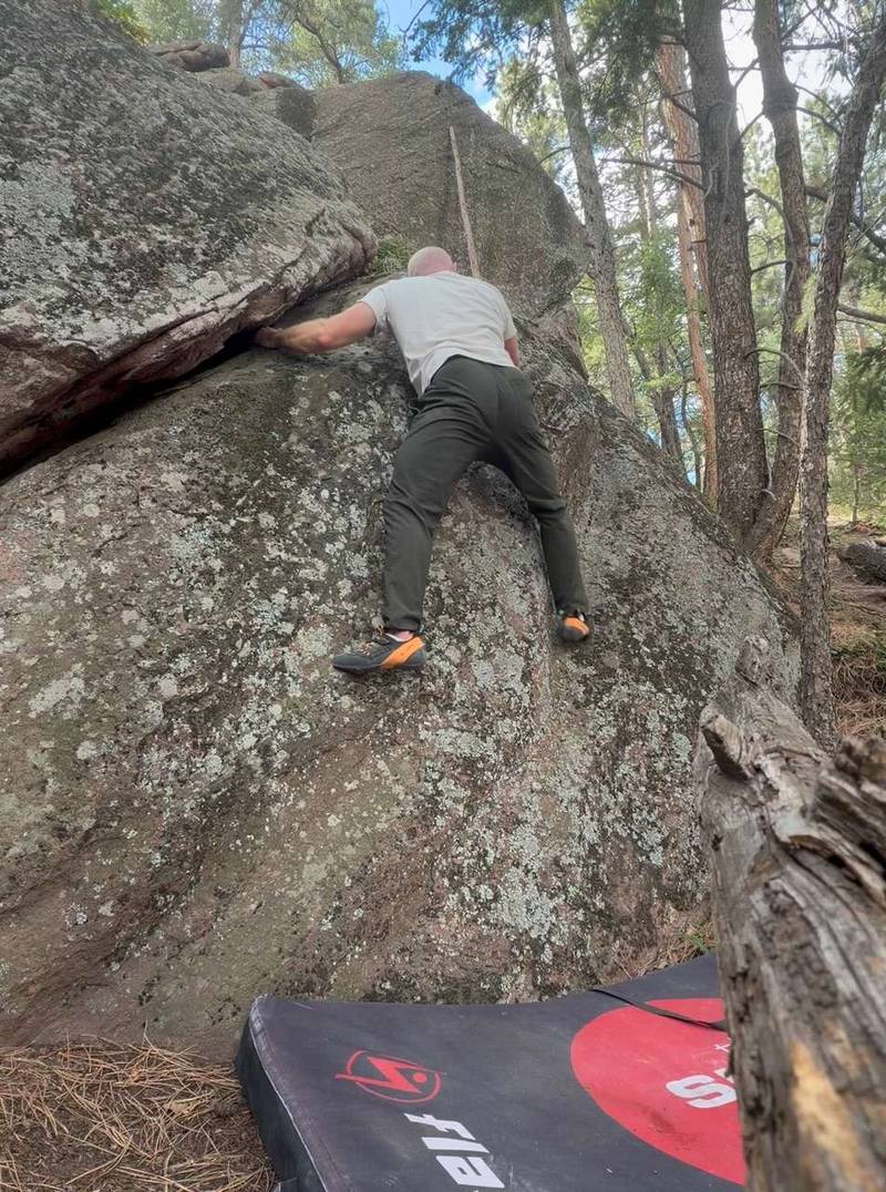 Mossy Slab v0, Flagstaff Mountain, CO - Beta Video from Kelly.gage