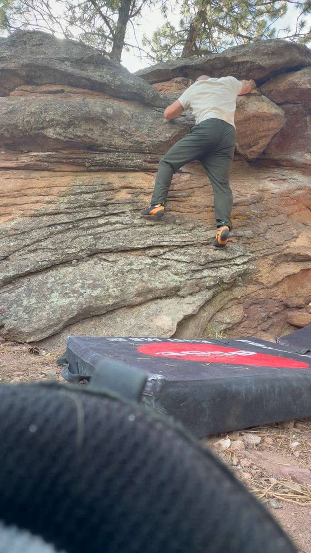 East Bulge v1, Flagstaff Mountain, CO - Beta Video from Kelly.gage