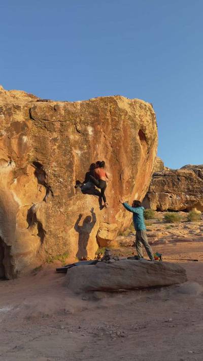 Huntsman Graffiti v5, Moe's Valley - Beta Video from ahleeneh