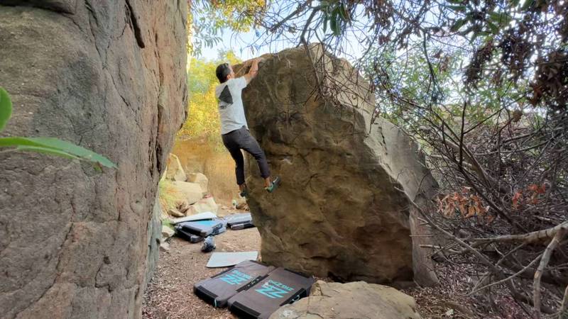 North Face (Pump Rock) v0, Stoney Point - Beta Video from breakingbeta