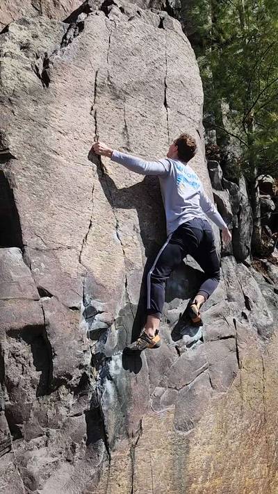 The Little Flatiron v4, Devil's Lake - Beta Video from jeberle41