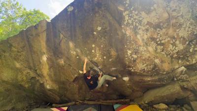Kung Fu v8, Horseshoe Canyon Ranch - Beta Video from climber24