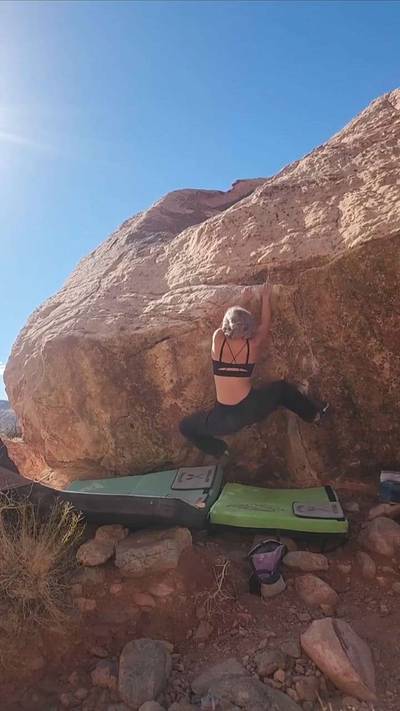 Cocaine Triceps v4, Red Rock - Beta Video from liftingwithlia