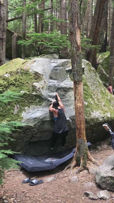 Stu's Dyke v0, Squamish - Beta Video from robynpetrik