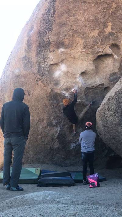 Bowling Pin Sit v6, Bishop - Beta Video from BoulderRats