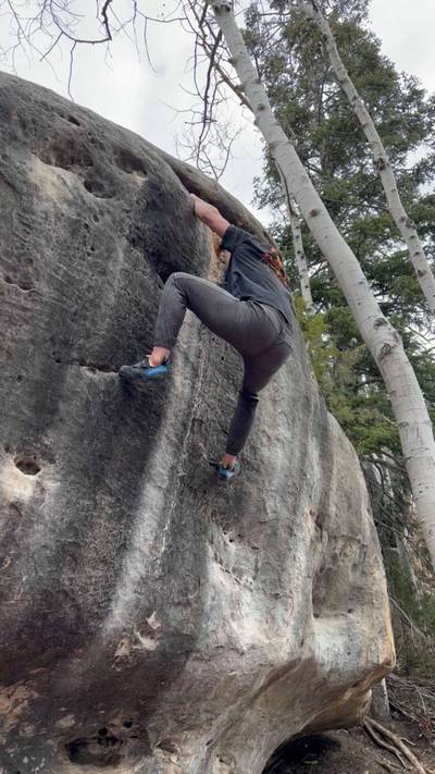 The Coaster v7, Joe's Valley - Beta Video from mylesclimbs
