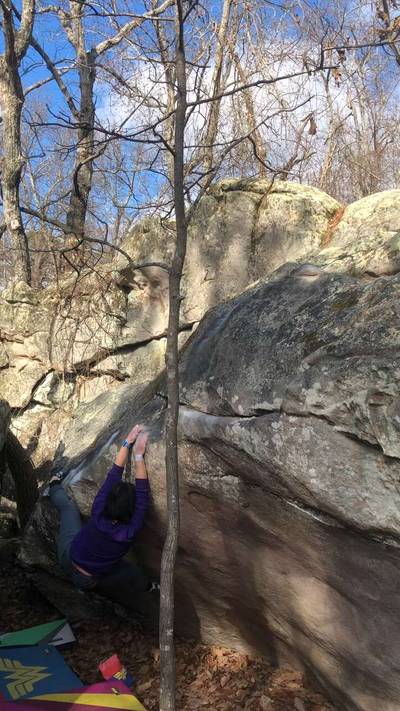 Swirls v4, Horse Pens 40 - Beta Video from almabclimbing