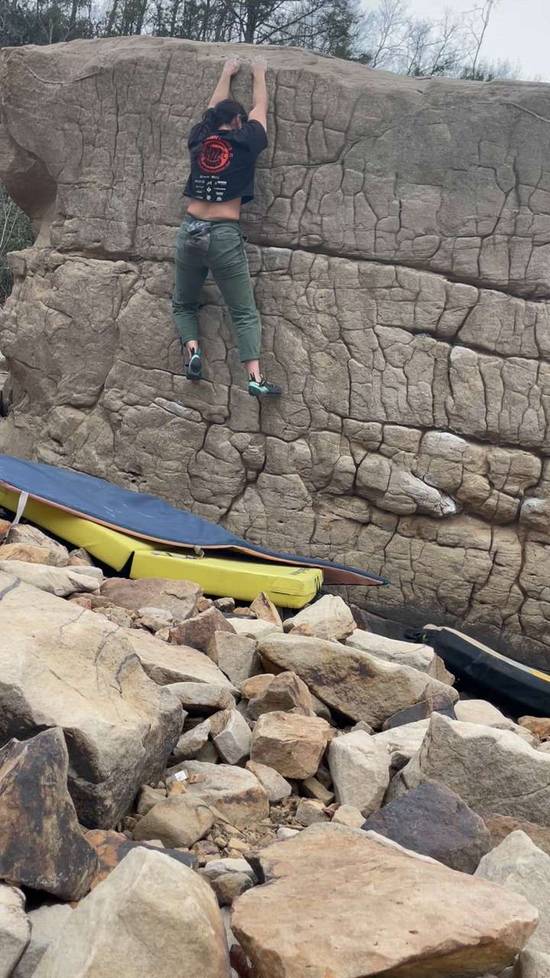 Bumblebunching v6, New River Gorge - Beta Video from MaryChristine