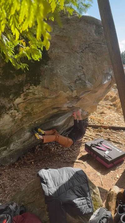 The Upside Down v8, Calabogie - Beta Video from plansab
