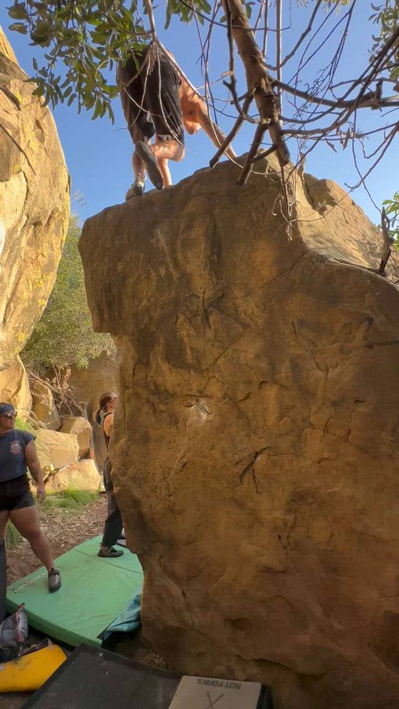 North Face (Pump Rock) v0, Stoney Point - Beta Video from The_Master_Beta