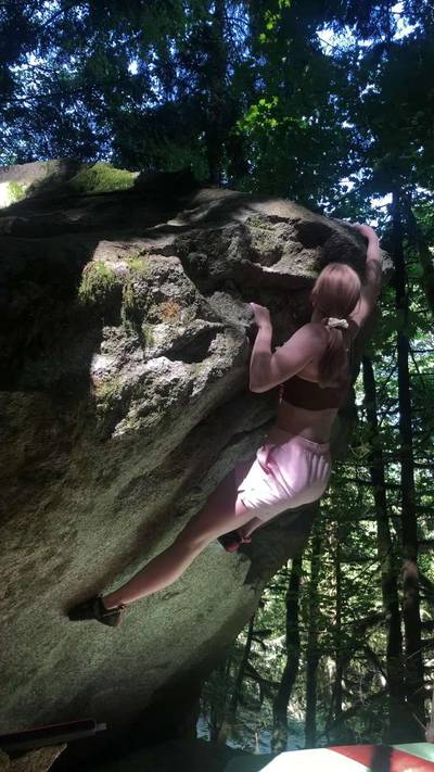 Tyler's Cave v2, Squamish - Beta Video from allieh