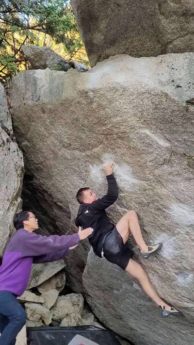 Primal Urge v10, Squamish - Beta Video from CarsonClimbs