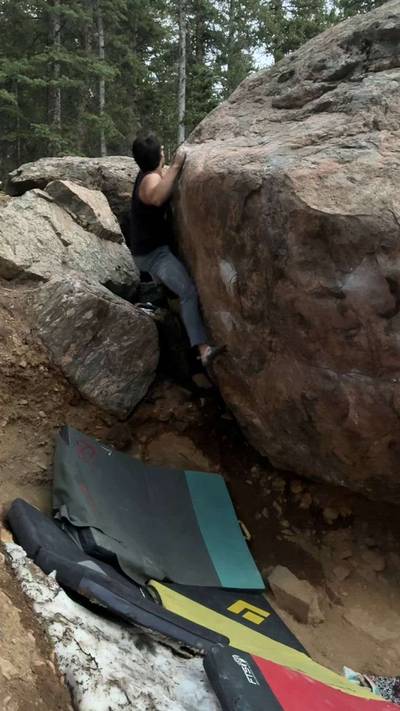 Earth Matters Stand v7, Guanella Pass - Beta Video from ian.climbs