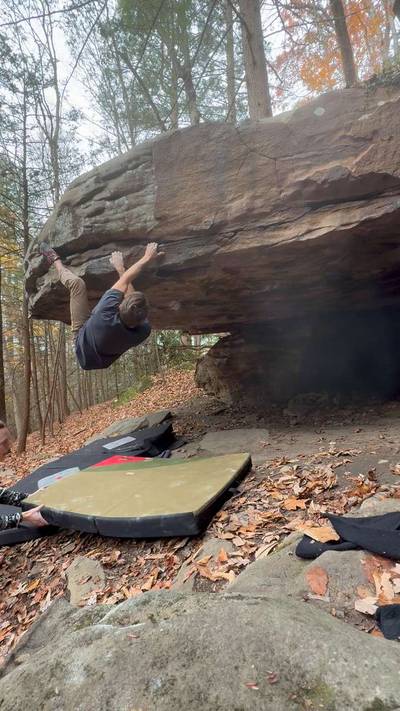 Jumping the Gun v7, New River Gorge - Beta Video from spooky.sends