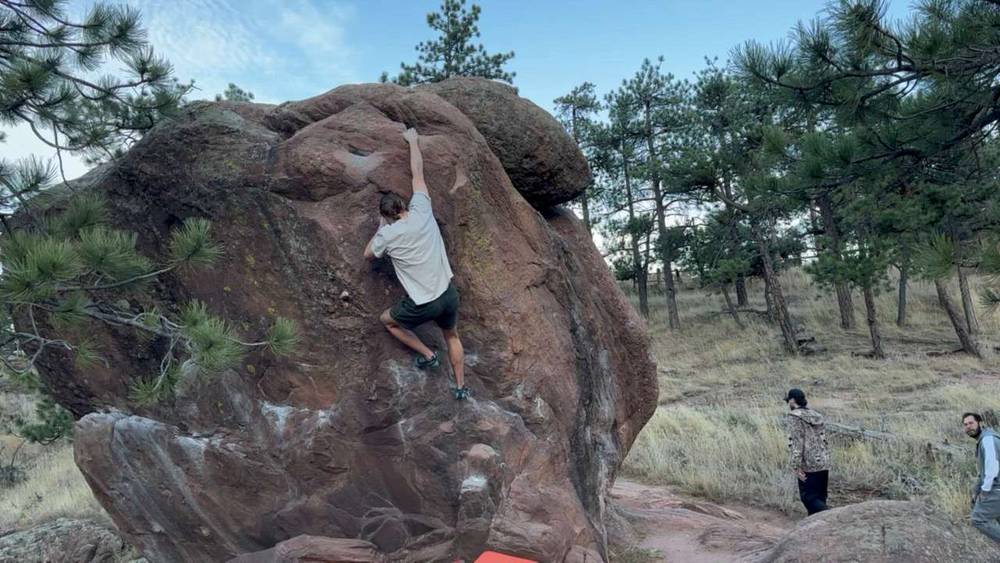 Southwest Prow v0, Flagstaff Mountain, CO - Beta Video from Chris_Ol