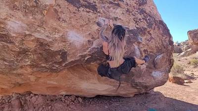 Jabberwocky v4, Moe's Valley - Beta Video from elenacow