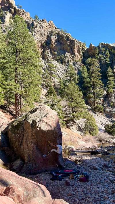 Resonated v8, Eldorado Canyon - Beta Video from Leo_climbs