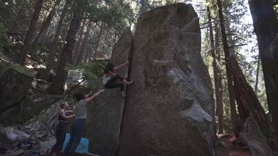 Detached Flake v1, Squamish - Beta Video from ceefraan