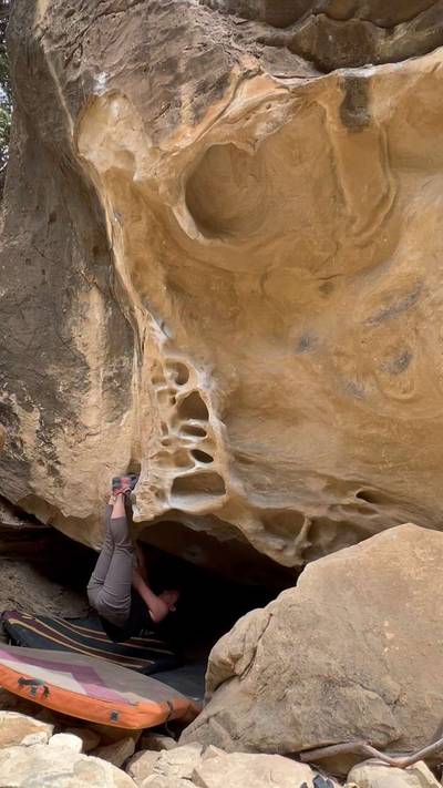 Tube Snake (V3 variation) v3, Joe's Valley - Beta Video from Qilin