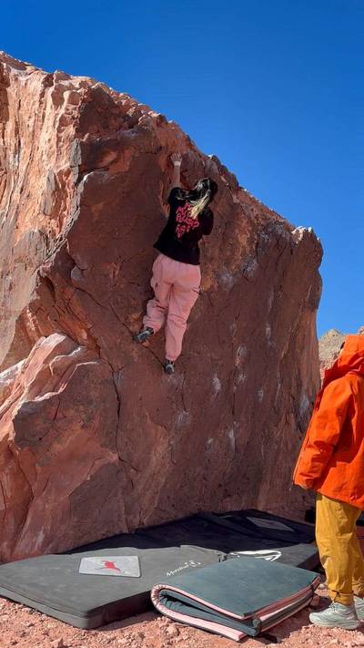 Six Pack v1, Red Rock - Beta Video from wrists.hurt.again_xiangjiao.bala