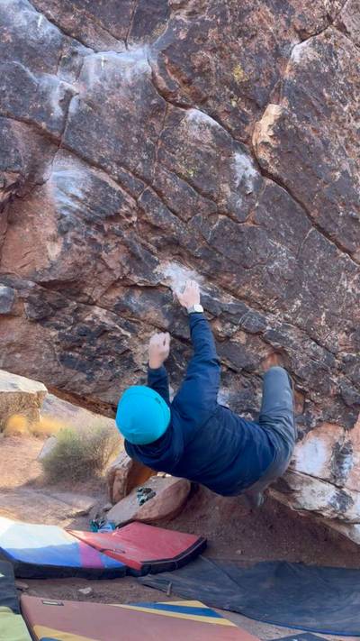 Underachiever v8, Moe's Valley - Beta Video from JeongnWild