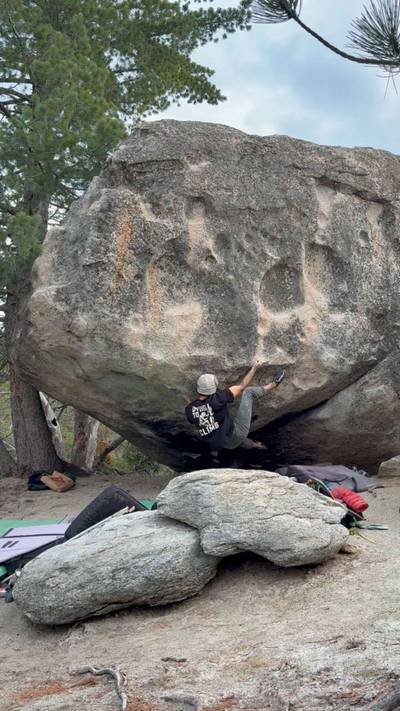 Shoot the Moon v10, Black Mountain - Beta Video from advian