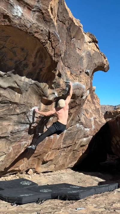 Bloody Flapper v4, Hueco Tanks - Beta Video from slapthesloper