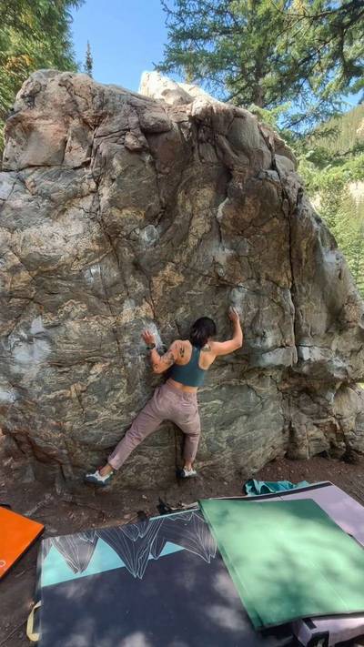 Chalk Block Left v4, Guanella Pass - Beta Video from iversonpp