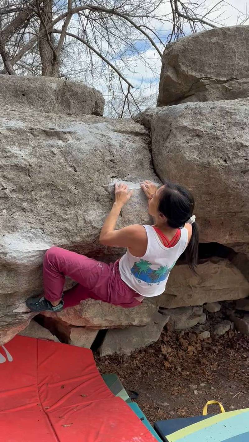 Left of Crack v1, Barton Creek Greenbelt - Beta Video from urmomsbeta