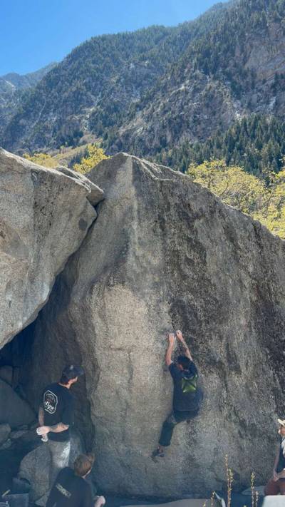 Left Side Direct v4, Little Cottonwood Canyon - Beta Video from routesetter