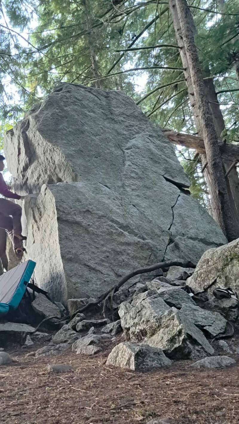 Stud Arete v0, Squamish - Beta Video from LELECO