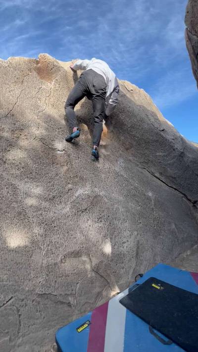 Clinging v1, Joe's Valley - Beta Video from mylesclimbs