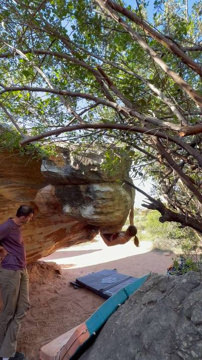The Prow (Buoux) v5, Rocklands - Beta Video from lexicon_rock