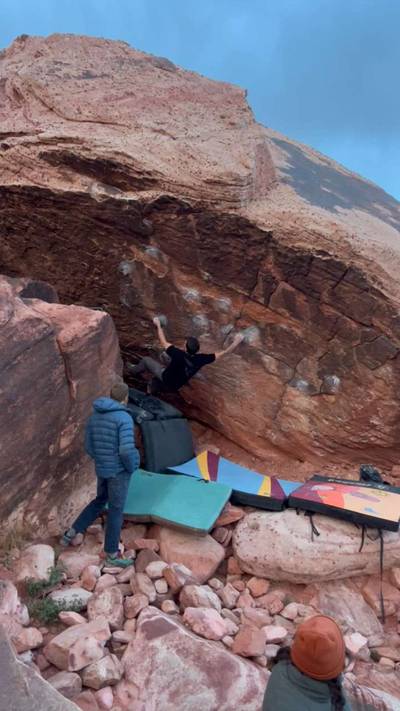 Scare Tactics Right v9, Red Rock - Beta Video from routesetter