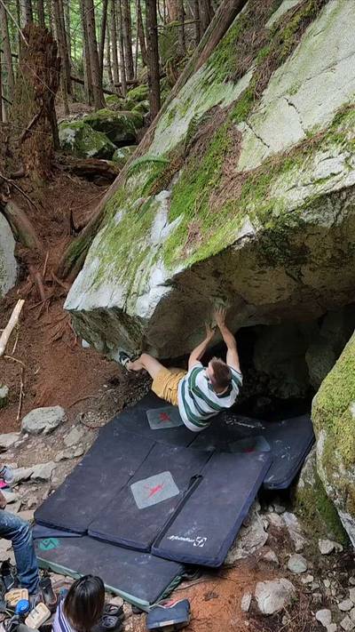Fantastic Mr. Fox v7, Squamish - Beta Video from CarsonClimbs