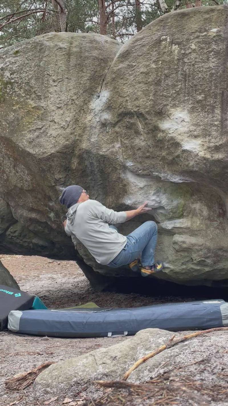 Action Directe v6, Fontainebleau - Beta Video from pangtastic