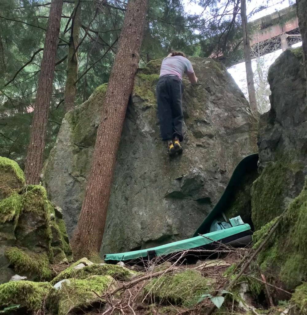 Corona Corner v1, North Bend - Beta Video from Izlop