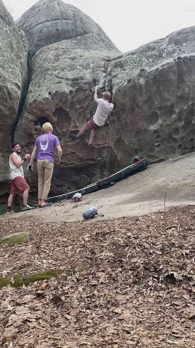 Palmar Reflex v5, Hospital Boulders - Beta Video from brew_boulders